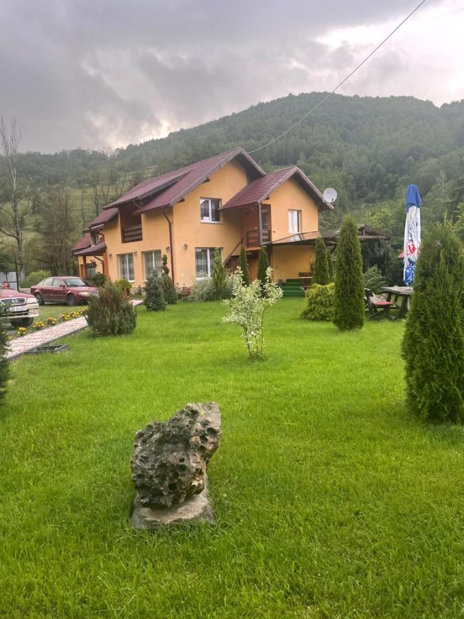 Willa Ge-Lux Incesti Zewnętrze zdjęcie